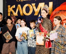 Нина Банная приняла участие в бенефисе Юрия Куклачева
