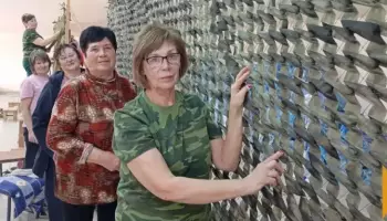 Воронежские волонтеры изготовили 3750 маскировочных сетей для военных