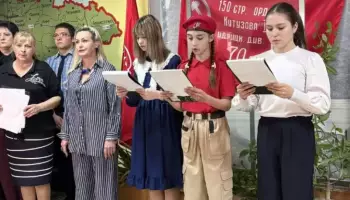 Память героев: в Хохольском лицее открыли стенды в честь Владимира Боевого и Руслана Галкинa
