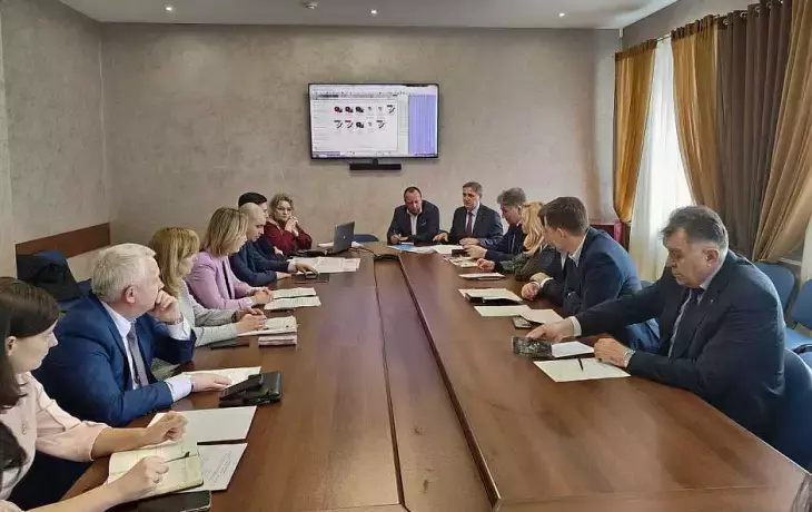 Совещание по проблемным вопросам в сфере образования прошло в гордуме Воронежа