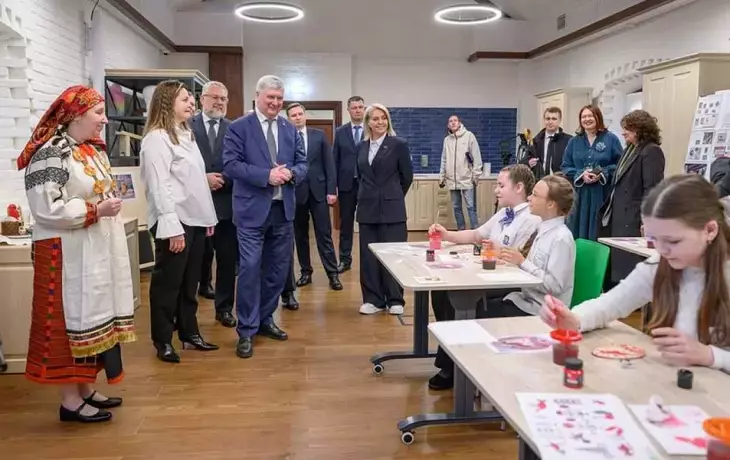 Губернатор посетил Рамонский район: открытие уникального детского центра в Дворцовом комплексе