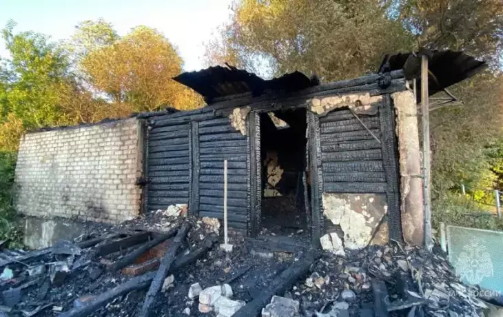 Трагический пожар в Трещевке: погибла 81‑летняя женщина из‑за непотушенной сигареты