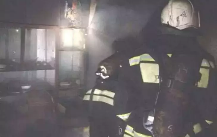 Героизм в Воронеже: спасение детей и кота из горящей квартиры