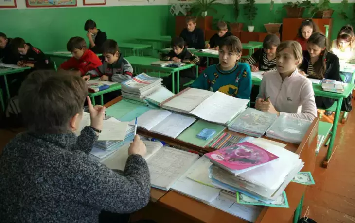 Воронежские школы могут перенести даты летних каникул